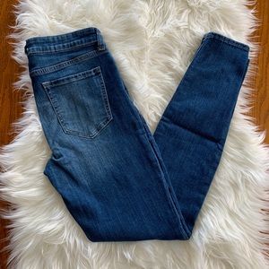 Gap | Hi-Rise Distressed Jeggings